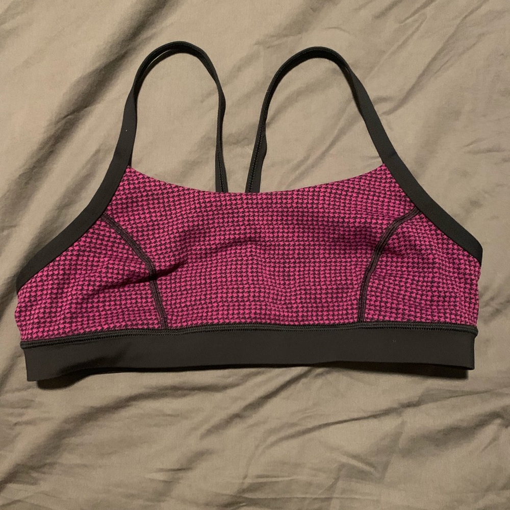 Lululemon sports bra excellent condition